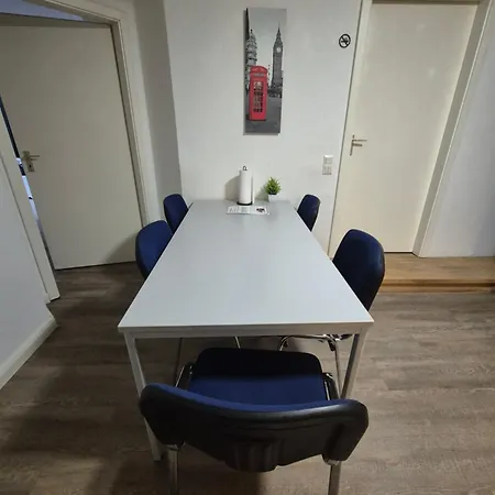 Monteurredsidenz - Grosartig Aufzeit Apartmán